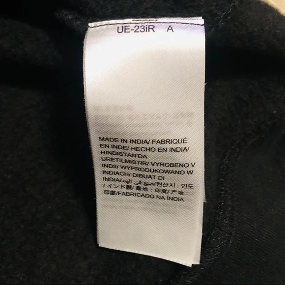 COPY - Calvin Klein Jeans Short Sleeve Sweatshirt/Hoodie - Picture 7 of 12